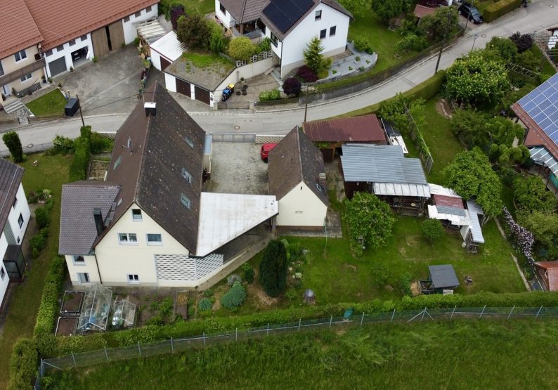 Grundstück