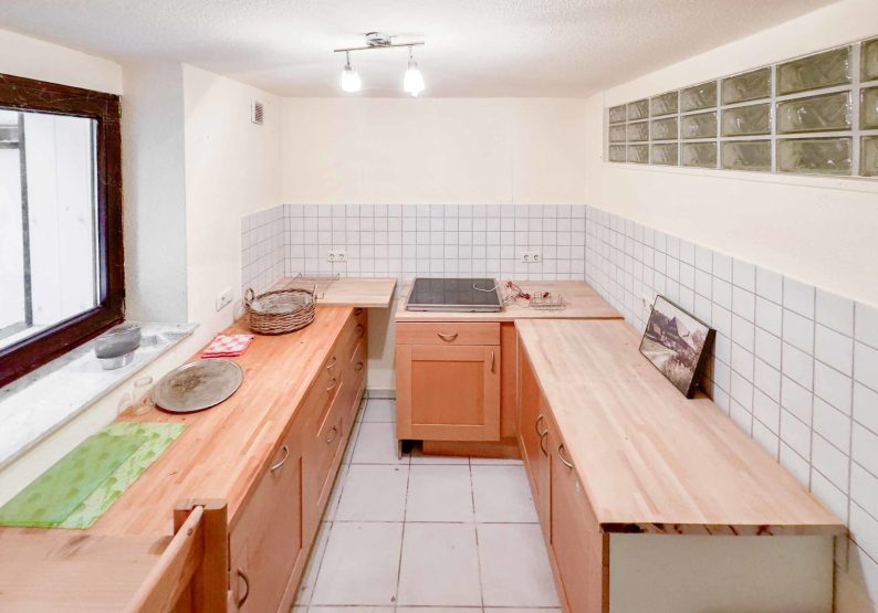 Wohnhaus UG Küche