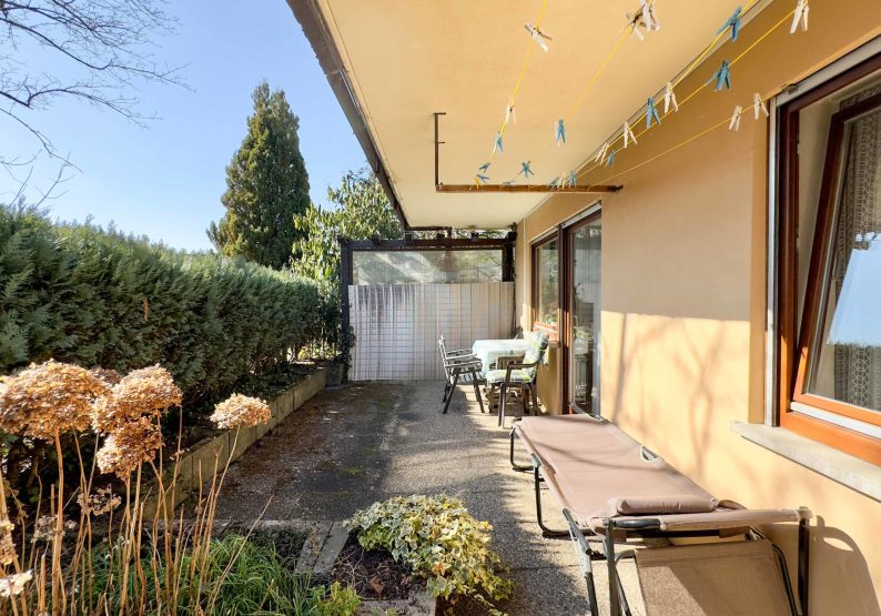 Terrasse im UG