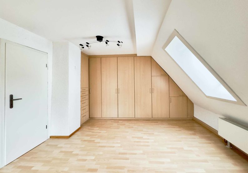 W01: Zimmer im DG